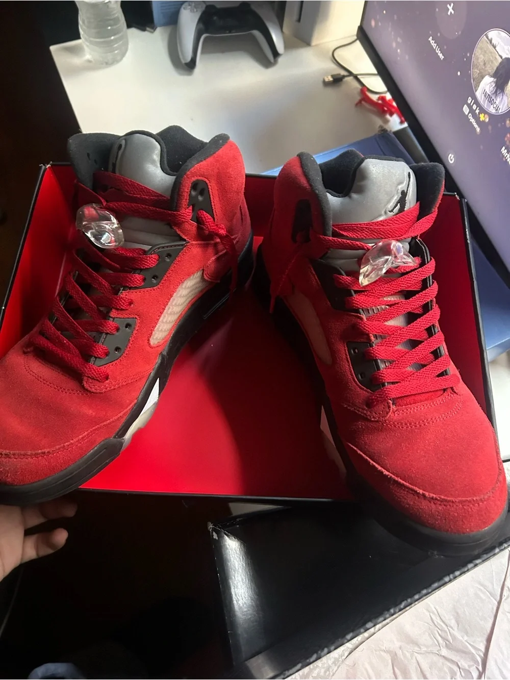 Jordan bold red